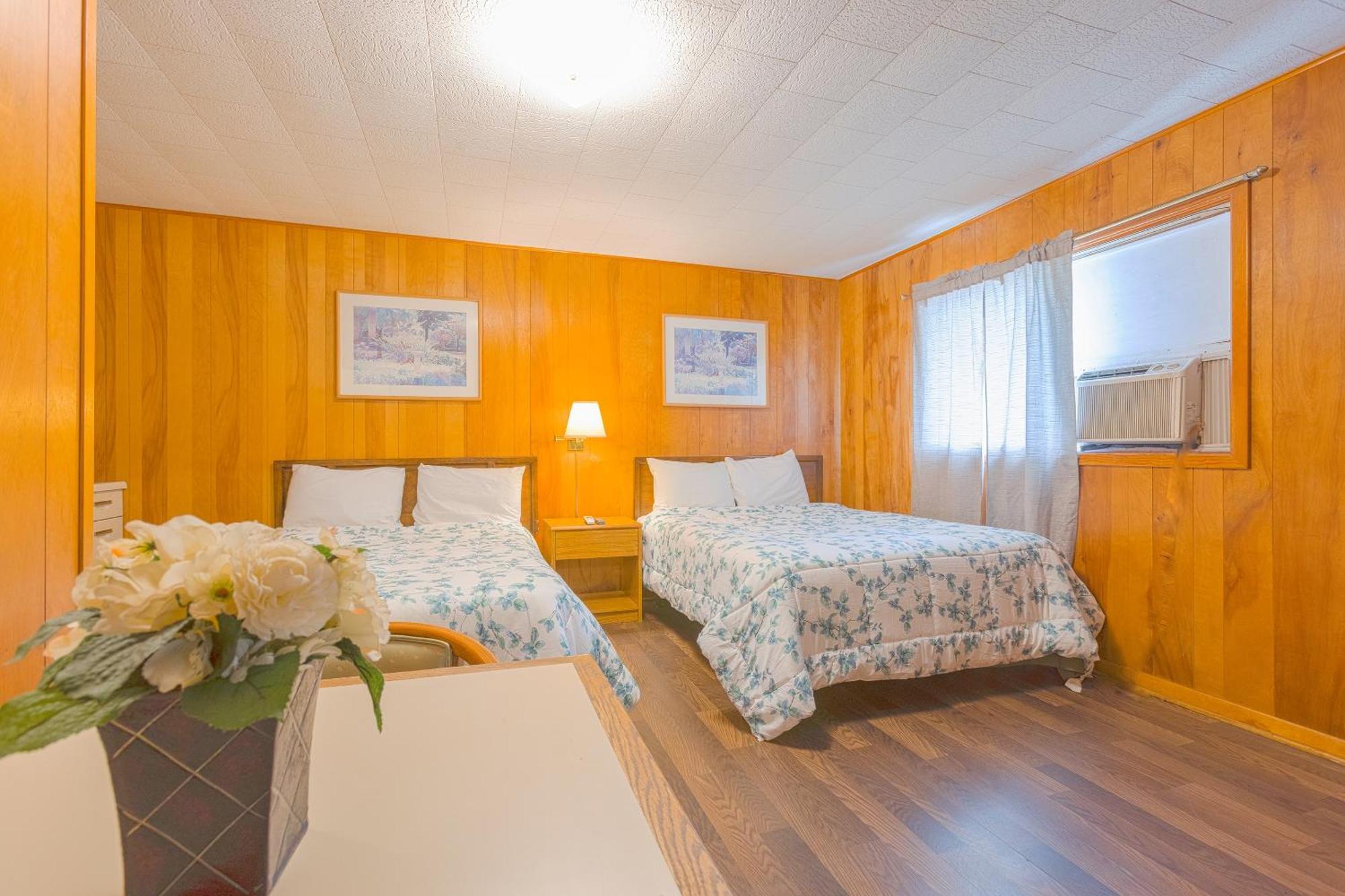 Parkside Motel By Oyo Meadville Conneaut Lake Conneaut Lakeshore Екстер'єр фото