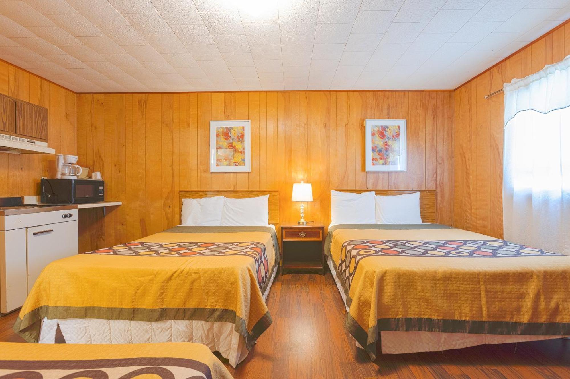 Parkside Motel By Oyo Meadville Conneaut Lake Conneaut Lakeshore Екстер'єр фото